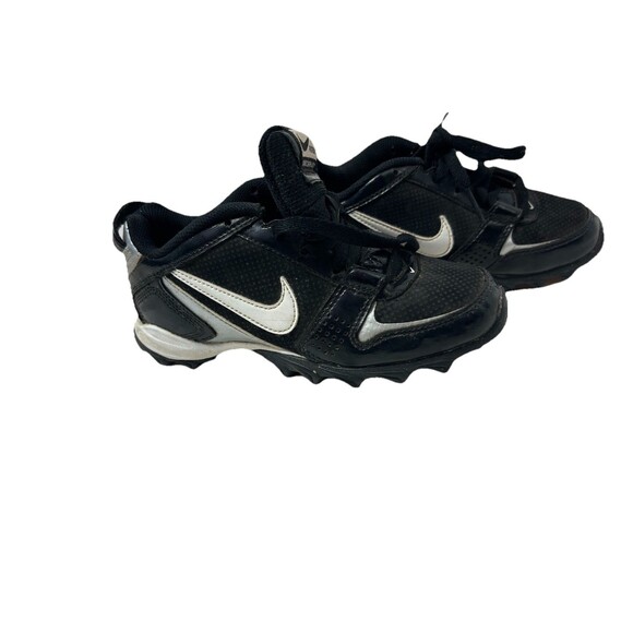 Nike  Shark Football Cleats Shoe 396262-001 Black Youth Size 2.5y - Picture 1 of 8